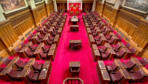 senate-2520chamber-2520feature-5B1-5D